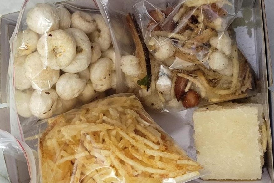 Snacks Box